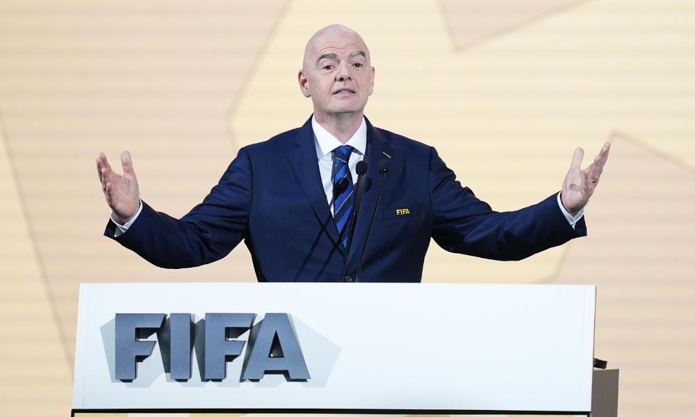 立与父母间 立与父母间